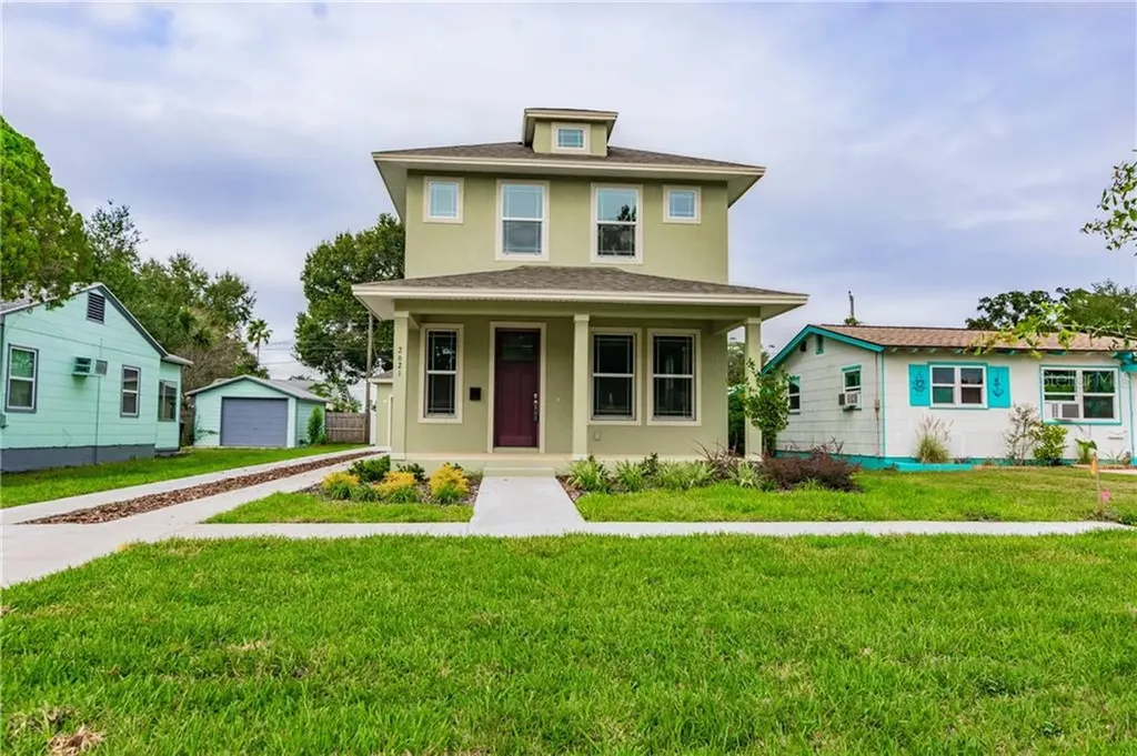 2410 15th Avenue N St Petersburg FL 33713