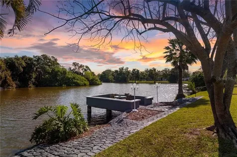 6831 Meadowlawn Drive N St Petersburg FL 33702