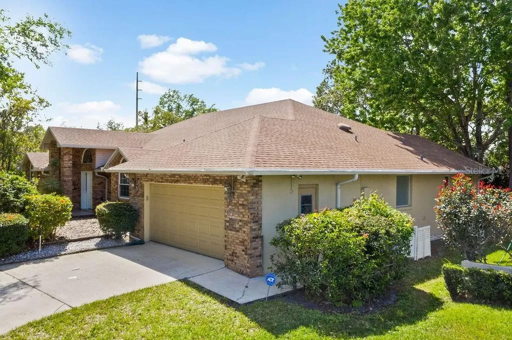 8654 Nicolewood Court Orlando FL 32836