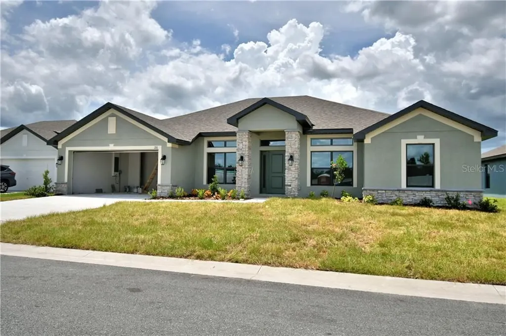 216 Heritage Park Lane Mulberry FL 33860