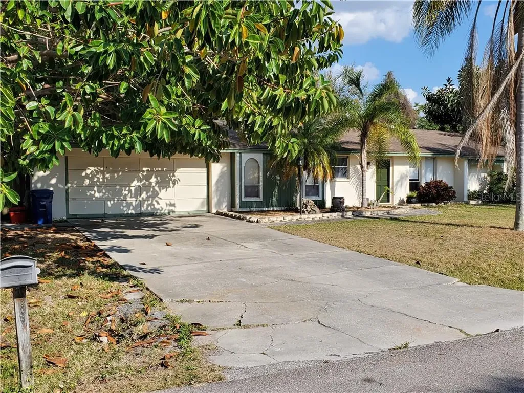 5847 Regent Road Venice FL 34293