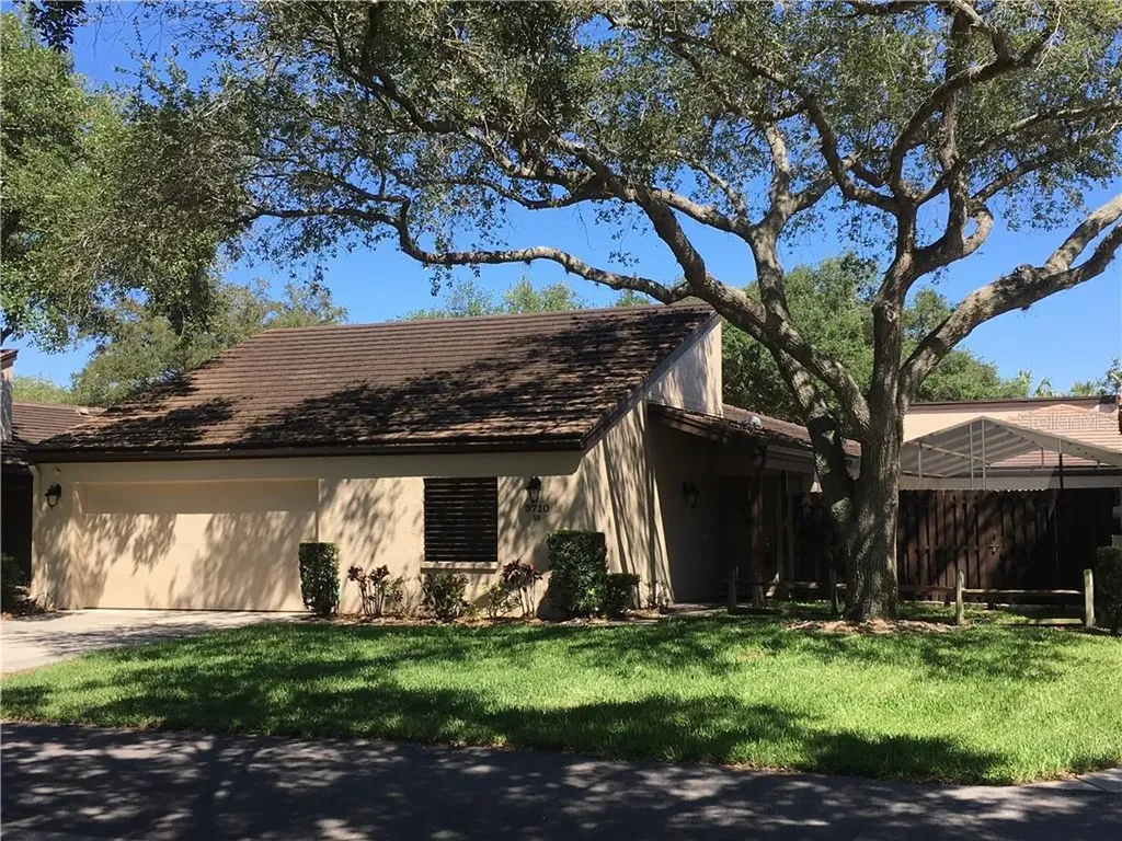 3710 Glen Oaks Manor Drive Sarasota FL 34232