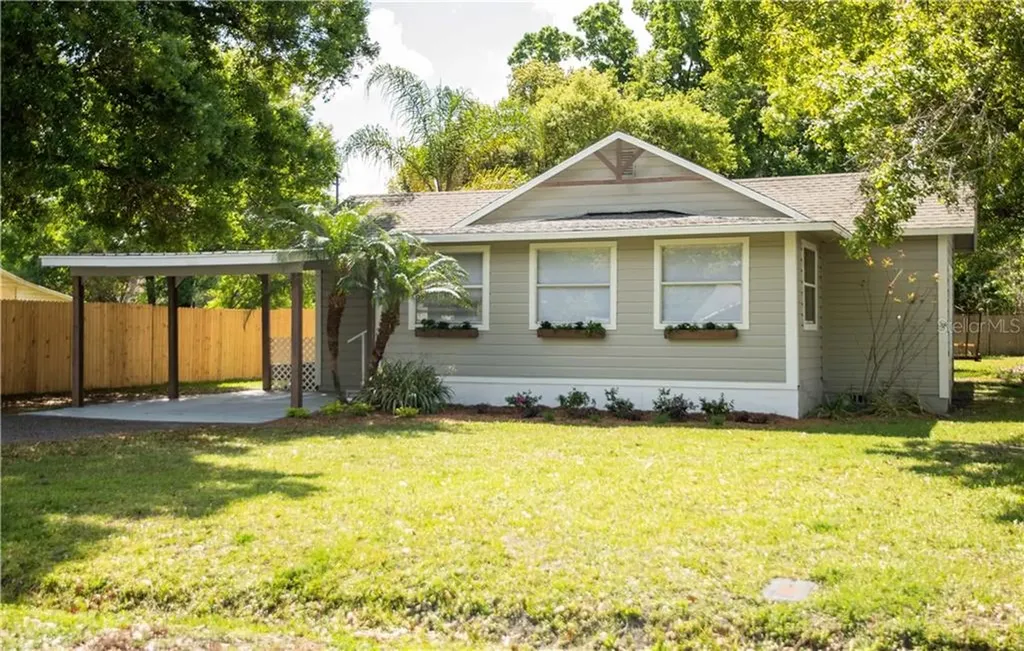 512 W Crescent Drive Lakeland FL 33805