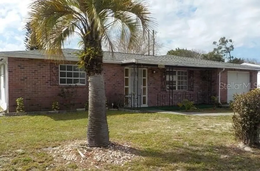 4844 Longwood Avenue Holiday FL 34690