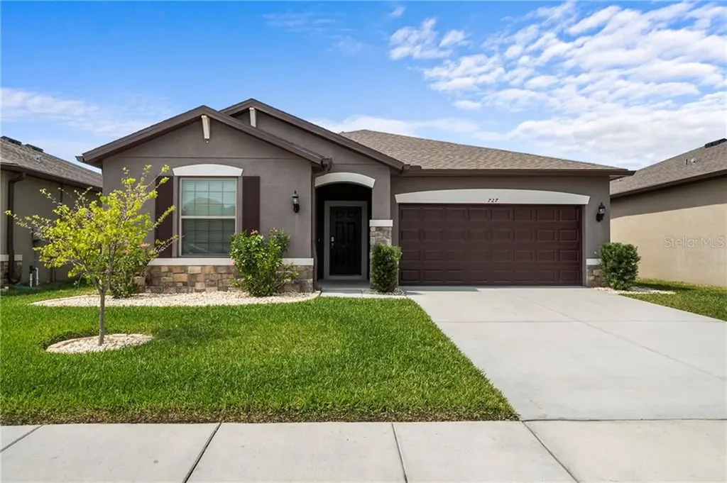 727 Petal Mist Lane Brooksville FL 34604