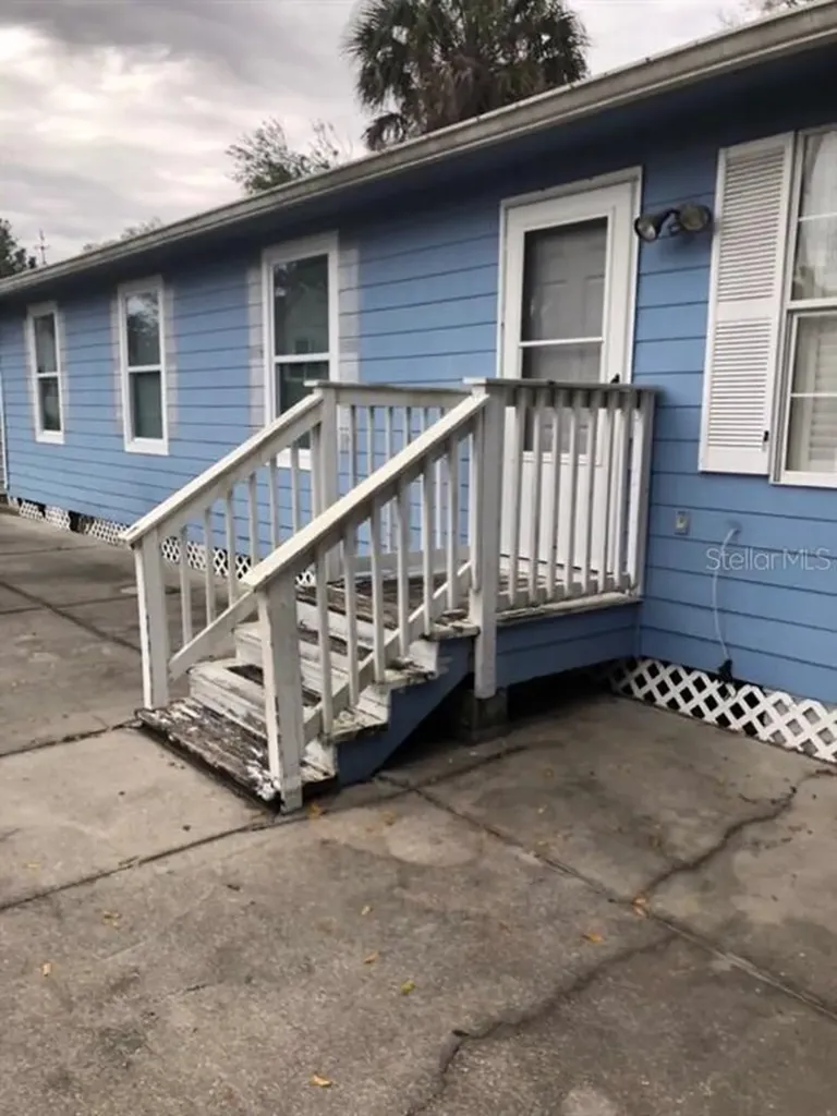 821 Clay Street Kissimmee FL 34741
