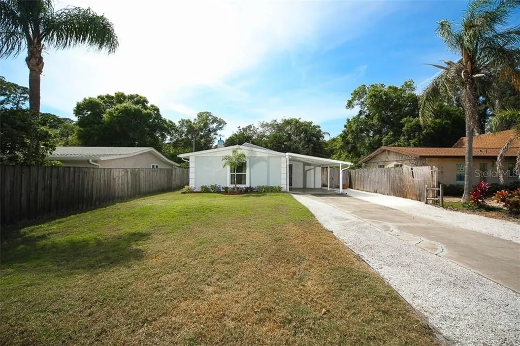 4212 S Lockwood Ridge Road Sarasota FL 34231