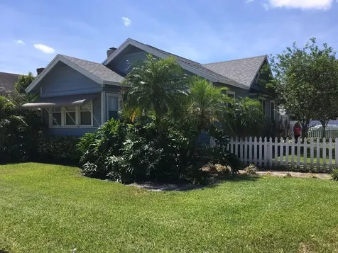 2125 8th Street N St Petersburg FL 33704