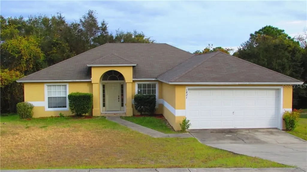 1821 E Cooper Drive Deltona FL 32725