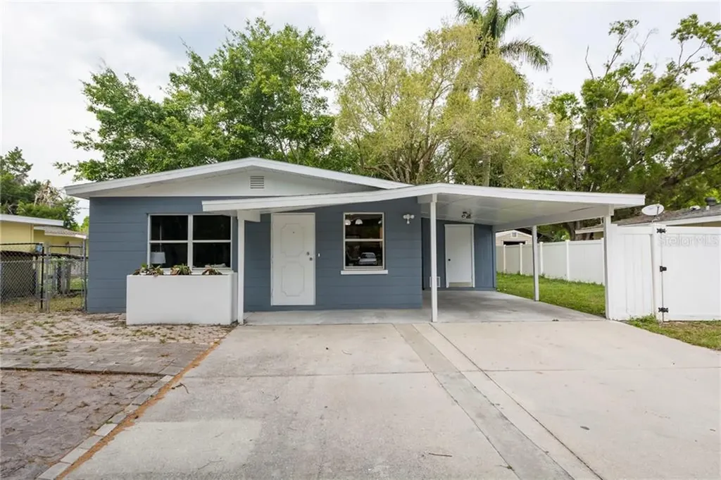 2604 12th Street W Palmetto FL 34221