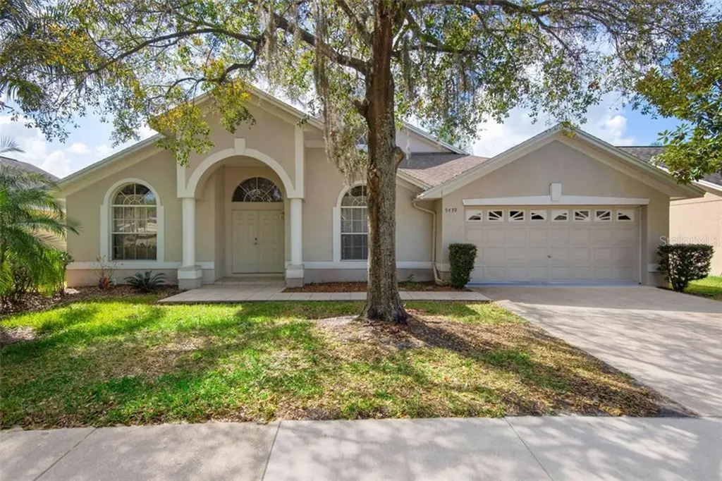 9439 Larkbunting Drive Tampa FL 33647