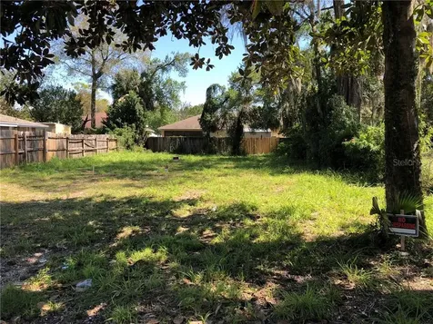 8709 N 12th Street Tampa FL 33604
