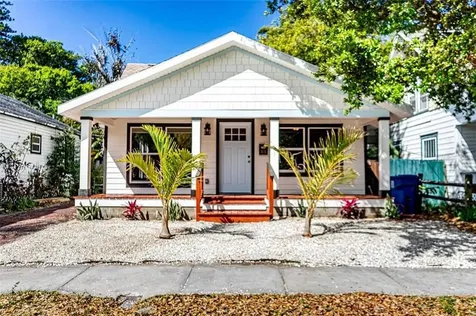 918 8th Street N St Petersburg FL 33701