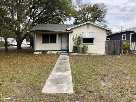 2599 18th Avenue N St Petersburg FL 33713