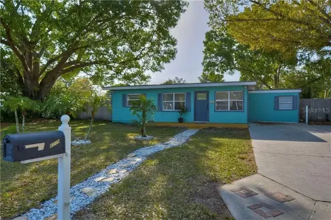 6719 15th Street N St Petersburg FL 33702
