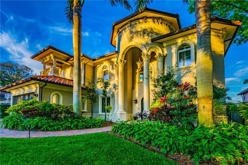 6701 Bayou Grande Boulevard NE St Petersburg FL 33702