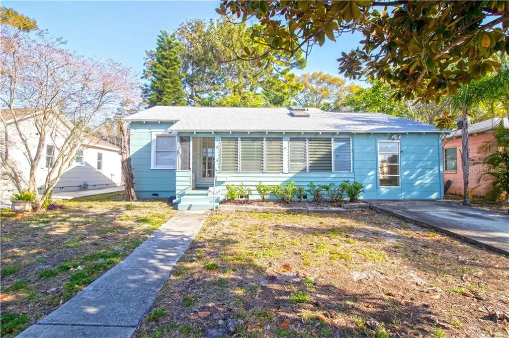 3121 10th Avenue N St Petersburg FL 33713