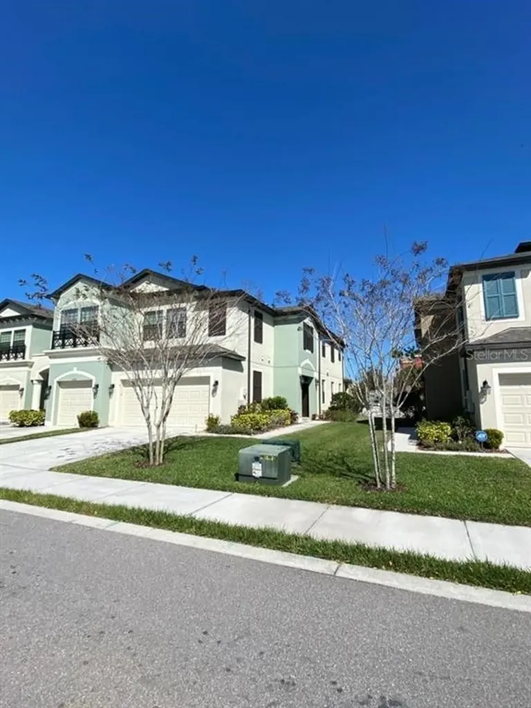 11712 Crowned Sparrow Lane Tampa FL 33626