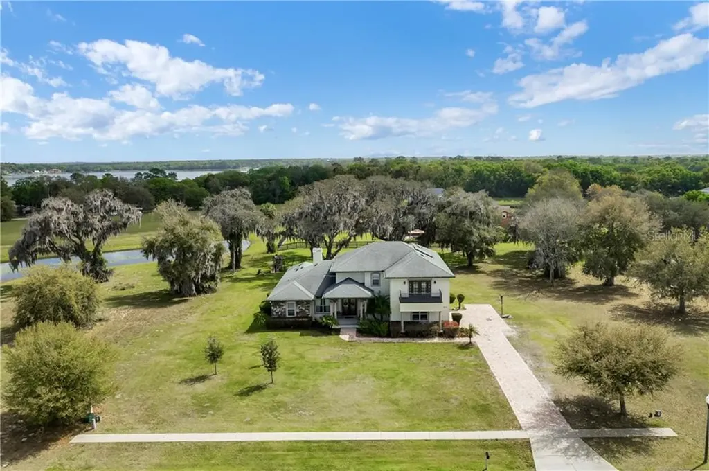 4615 Claire Rose Court Mount Dora FL 32757