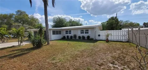 1915 Barstow Place Sarasota FL 34235