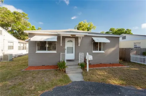 2459 37th Avenue N St Petersburg FL 33713