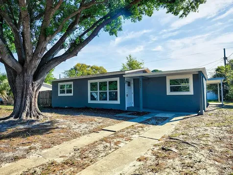 6847 12th Street N St Petersburg FL 33702