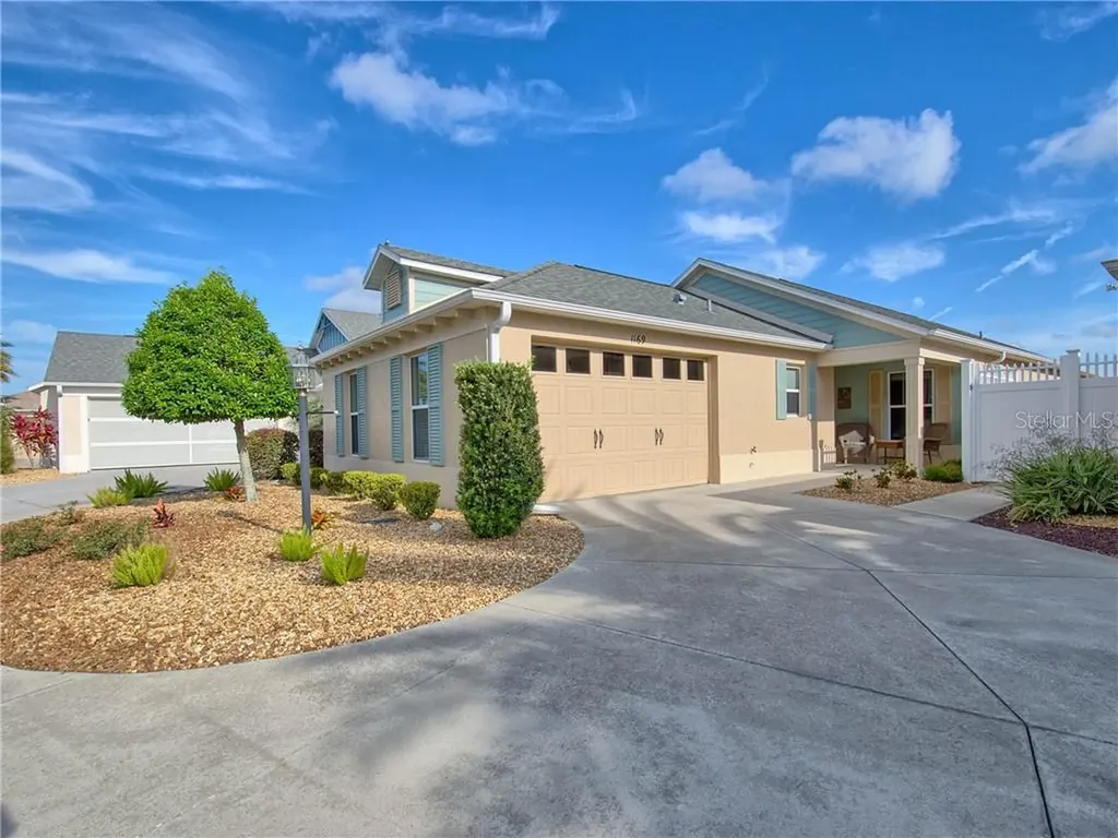 1169 Edgewater Lane The Villages FL 32162