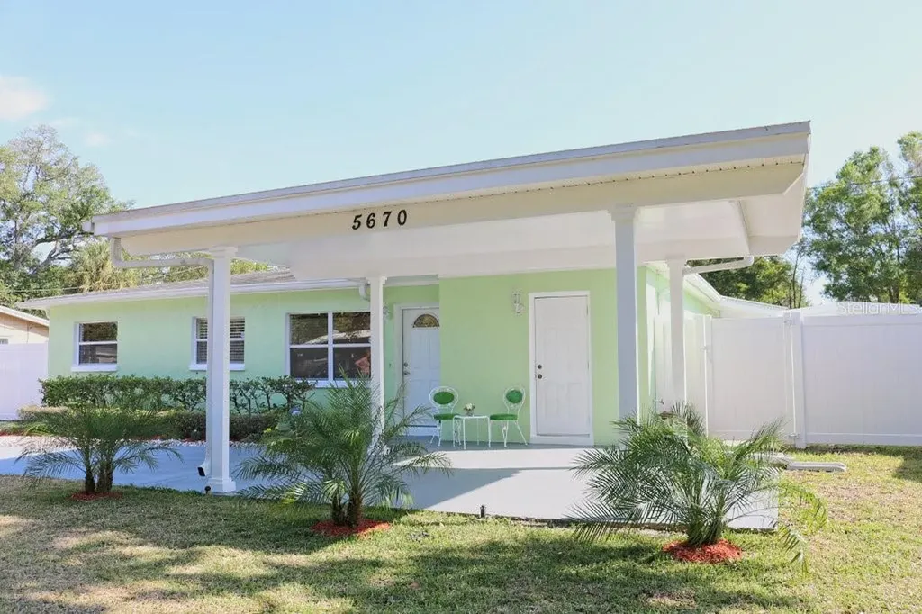 5670 90th Avenue N Pinellas Park FL 33782