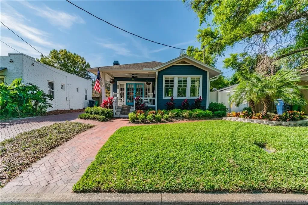 3218 W Barcelona Street Tampa FL 33629