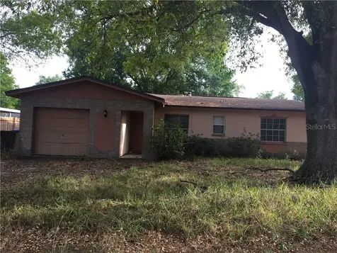 8617 Fish Lake Road Tampa FL 33619