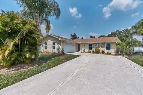 2000 Carolyn Court Saint Cloud FL 34769