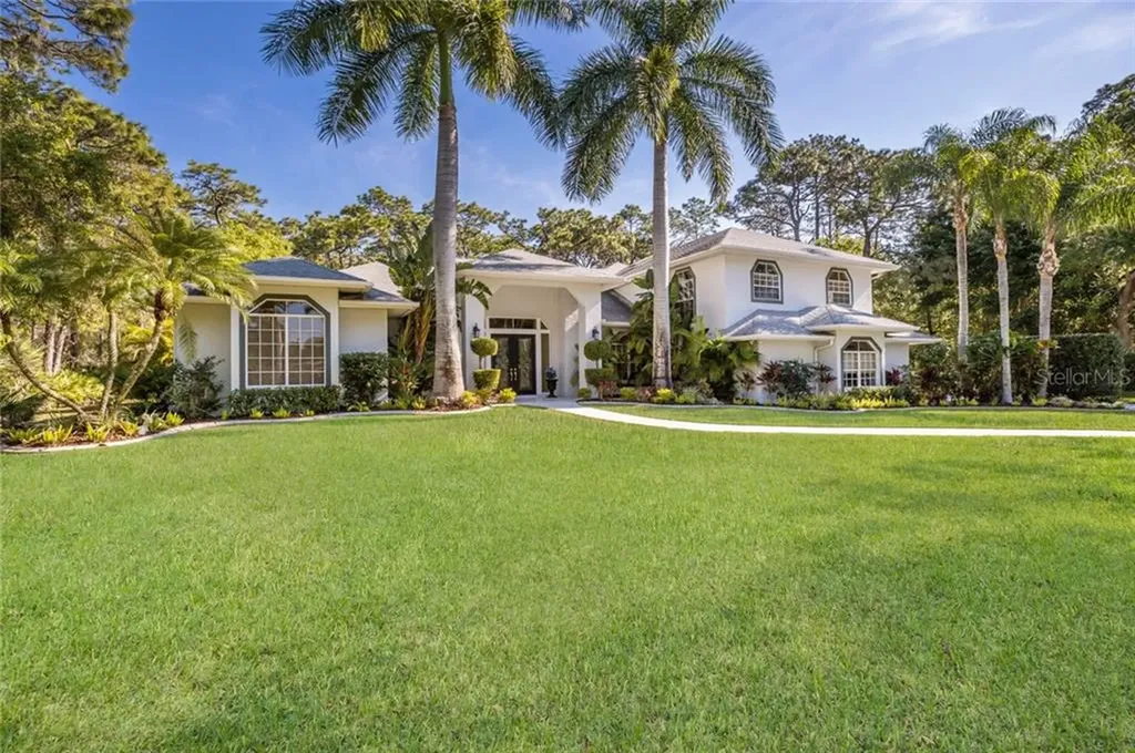 7744 Silver Bell Drive Sarasota FL 34241