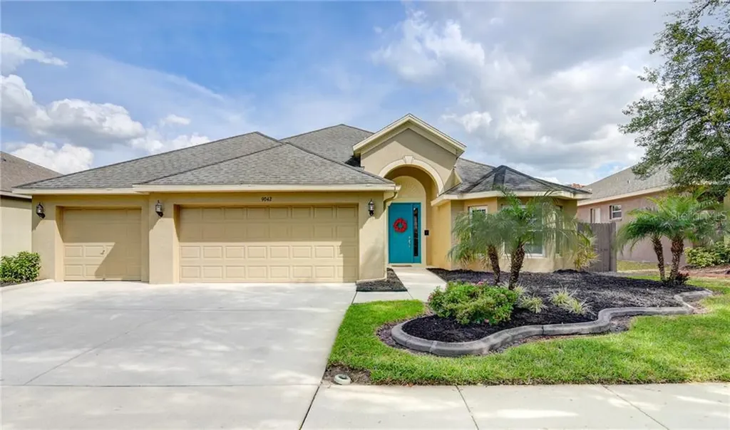 9042 Pinebreeze Drive Riverview FL 33578