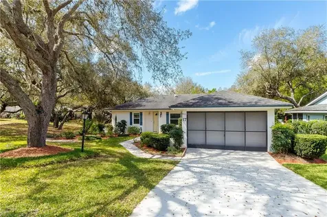 17 Sun Air Boulevard E Haines City FL 33844