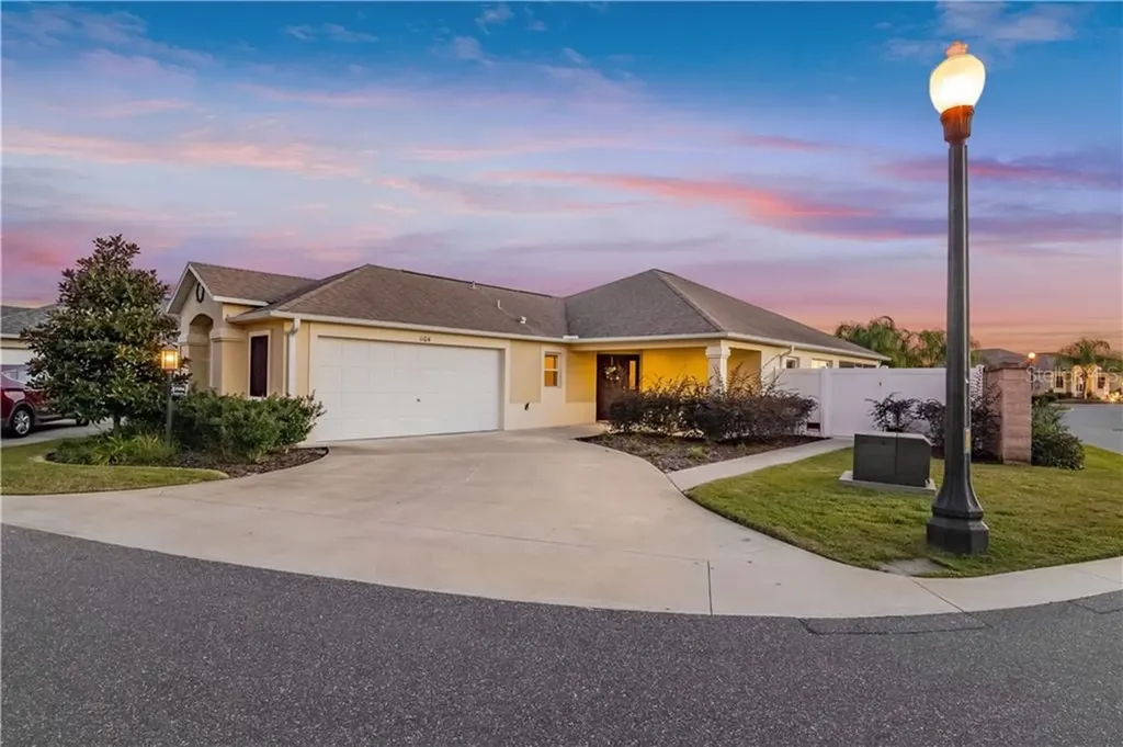 1104 Becker Avenue The Villages FL 32163