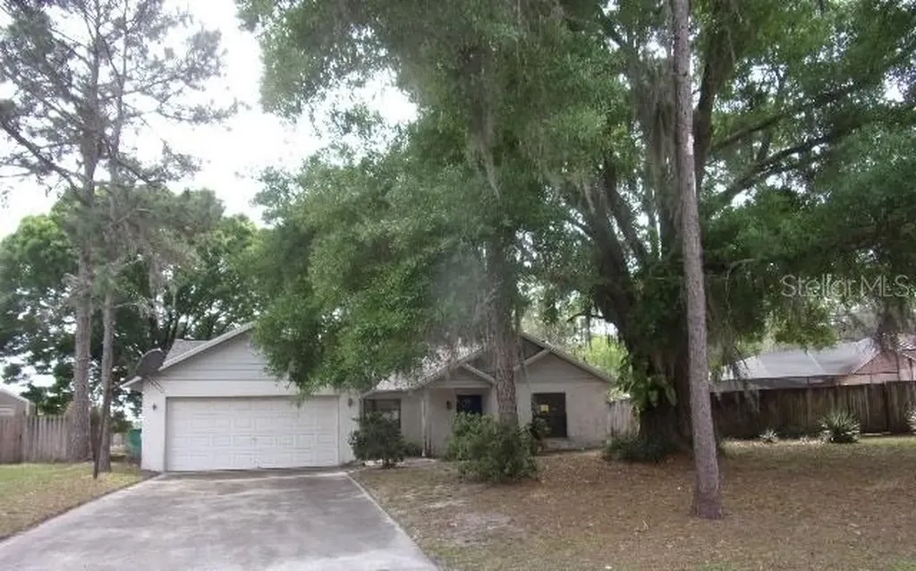 39588 Meadowood Loop Zephyrhills FL 33542