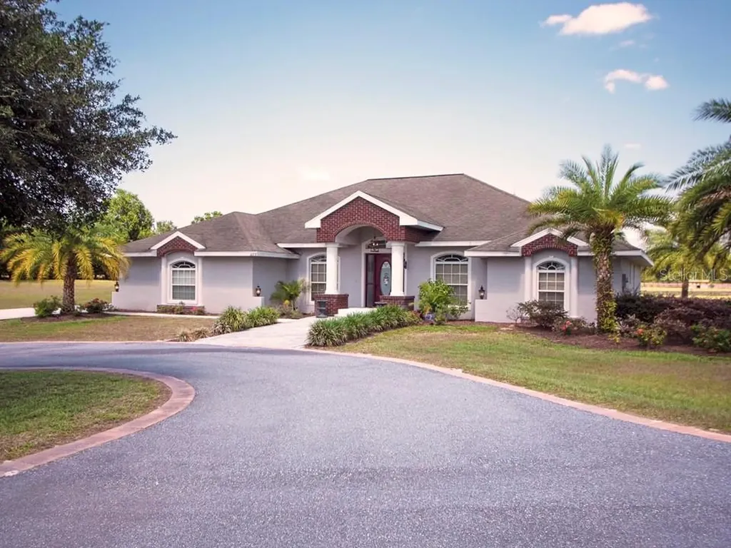 16717 SE 19th Court Summerfield FL 34491