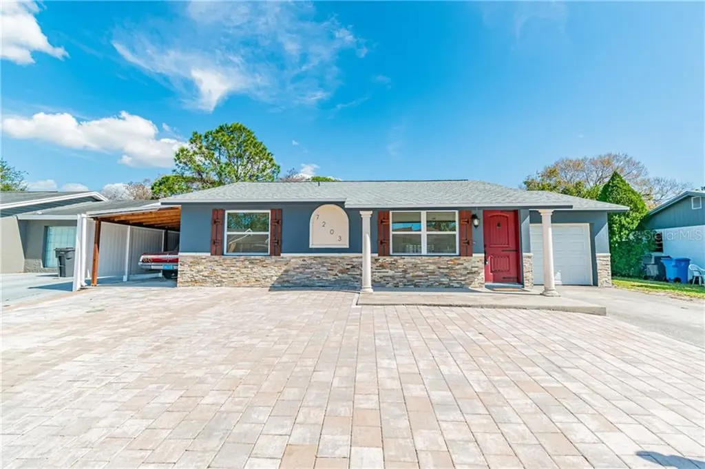 7203 Fox Park Court Tampa FL 33615