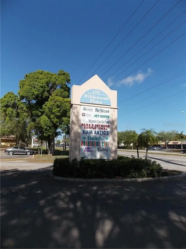 3915 Cortez Road W Bradenton FL 34210