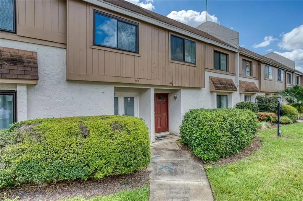 155 Lago Vista Boulevard Casselberry FL 32707