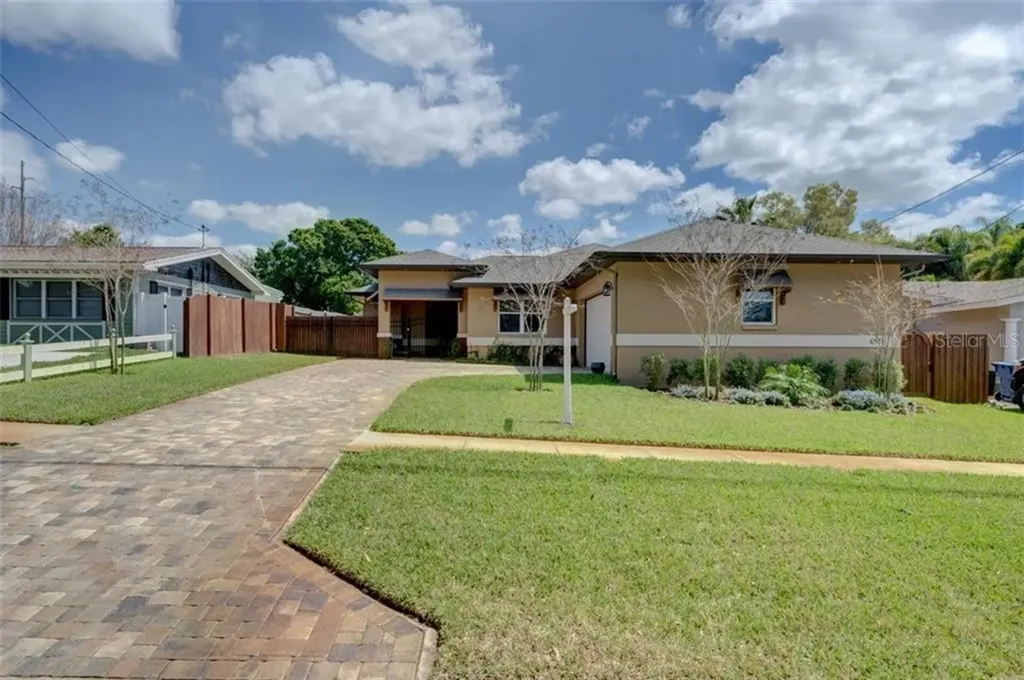 6575 Evergreen Avenue Seminole FL 33772