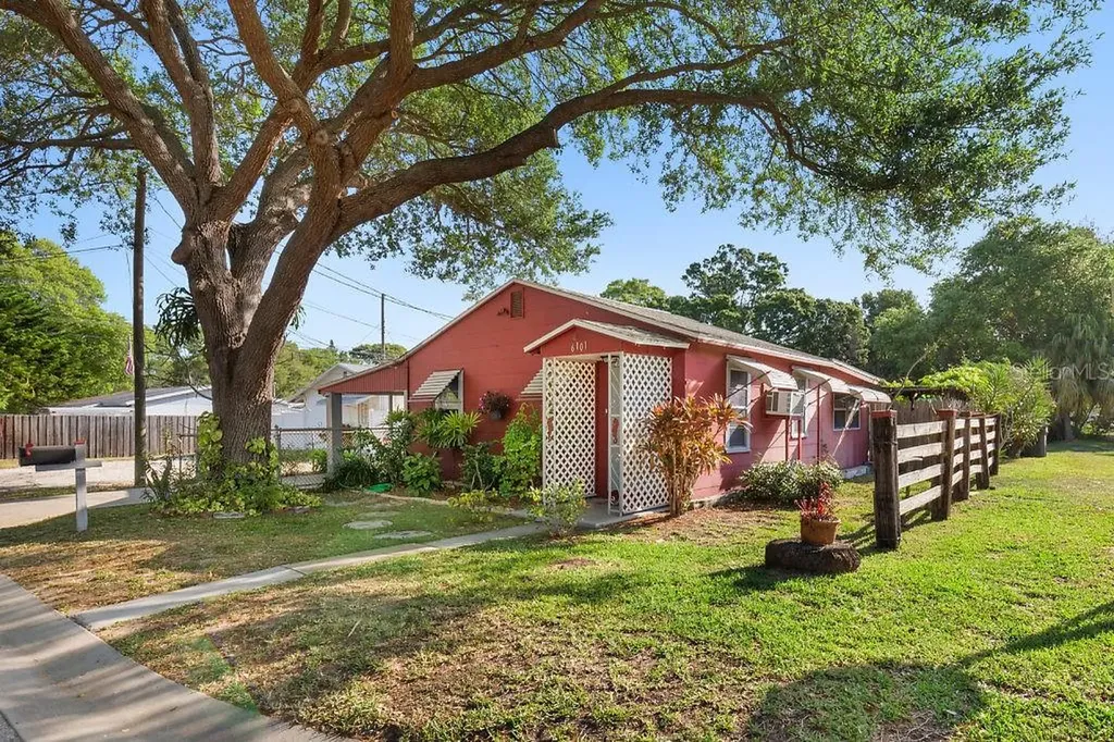 6101 27th Street N St Petersburg FL 33714