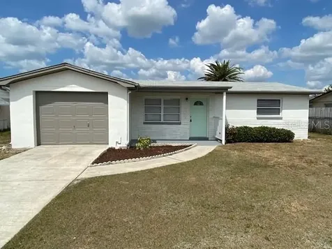 3221 Huntington Road Holiday FL 34691
