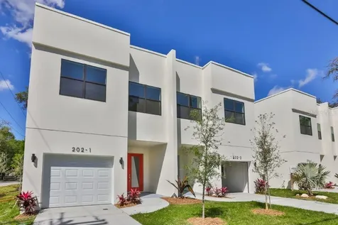 204 N Manhattan Avenue Tampa FL 33609