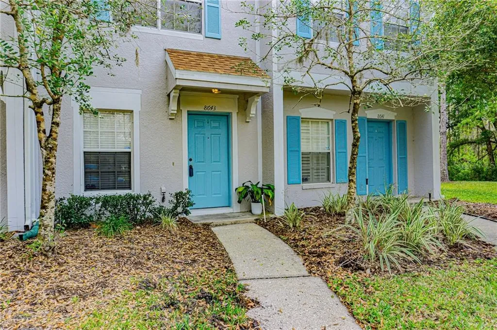 8643 Hunters Key Circle Tampa FL 33647