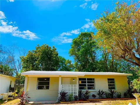 2831 Palmadelia Avenue Sarasota FL 34234