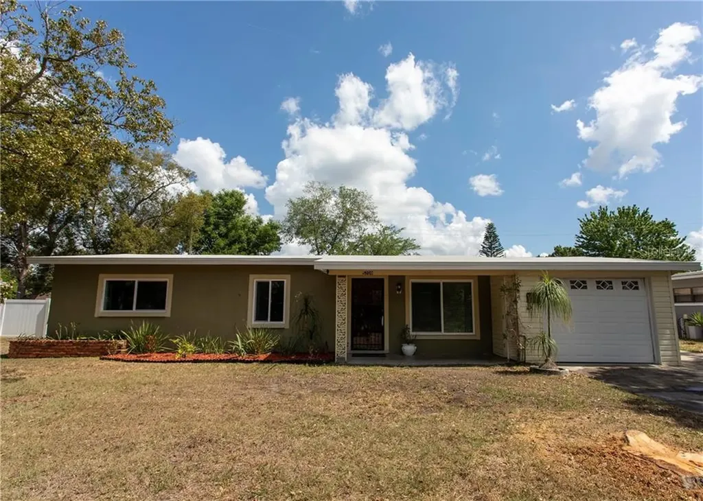 5209 Chenault Avenue Orlando FL 32839
