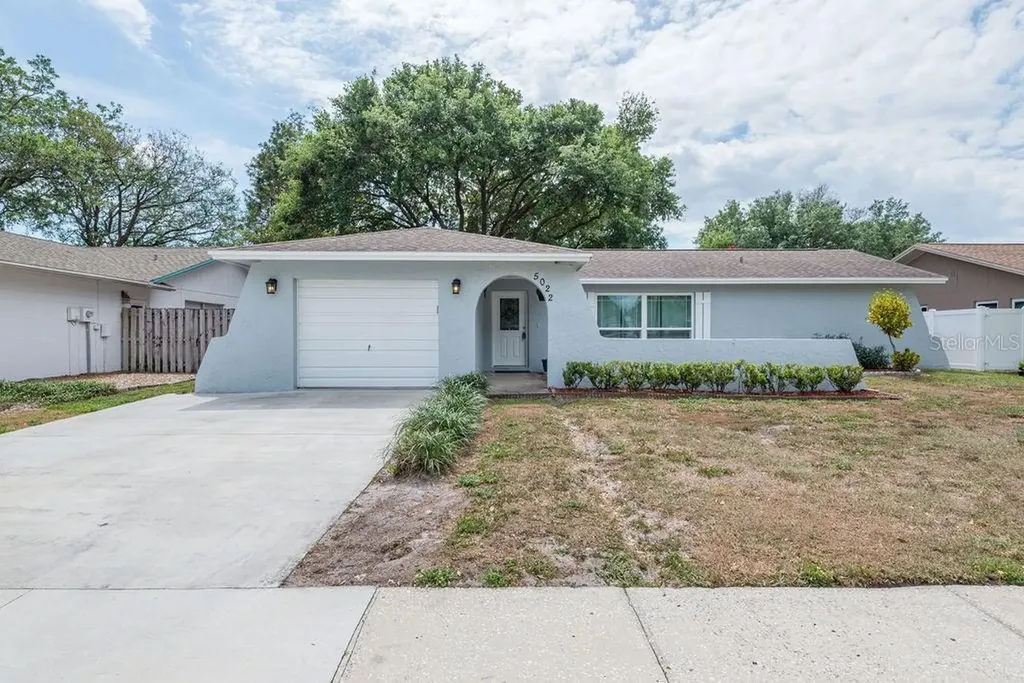 5022 Headland Hills Avenue Tampa FL 33625
