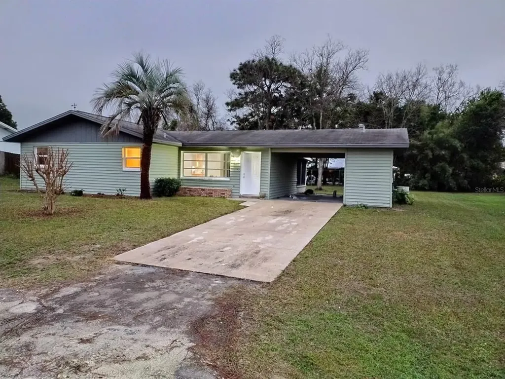 3 Bahia Loop Ocala FL 34472