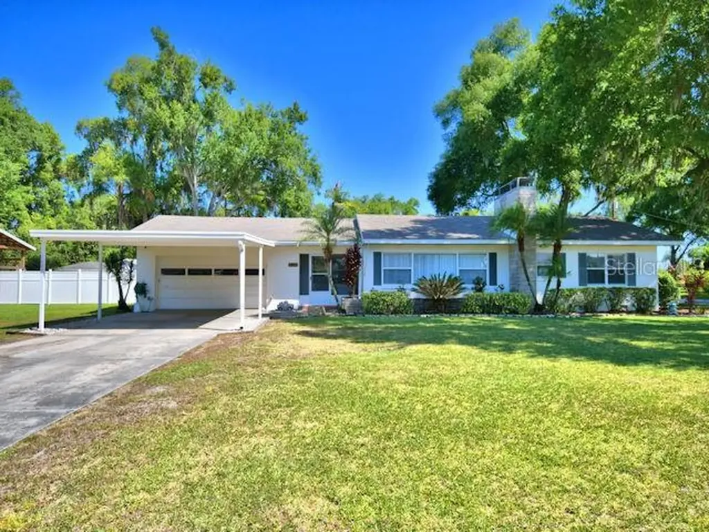 1603 Avenue L NW Winter Haven FL 33881